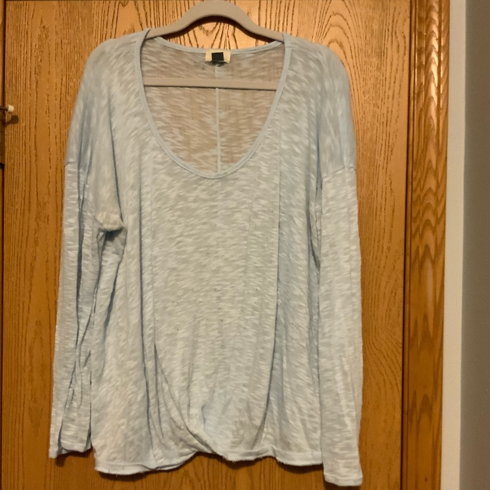 Xxl Old Navy light blue long sleeve light sweater